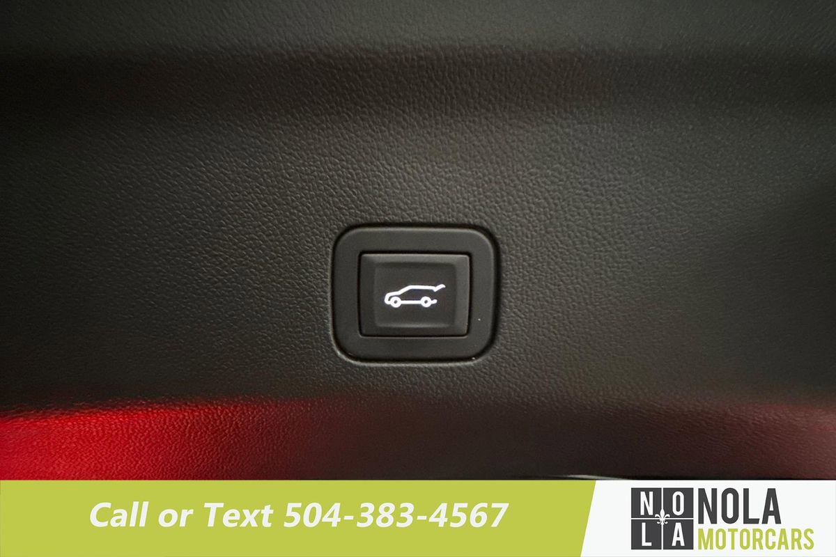 Used 2025 GMC Yukon XL Denali Ultimate w/ LPO, Floor Liner Package image 32