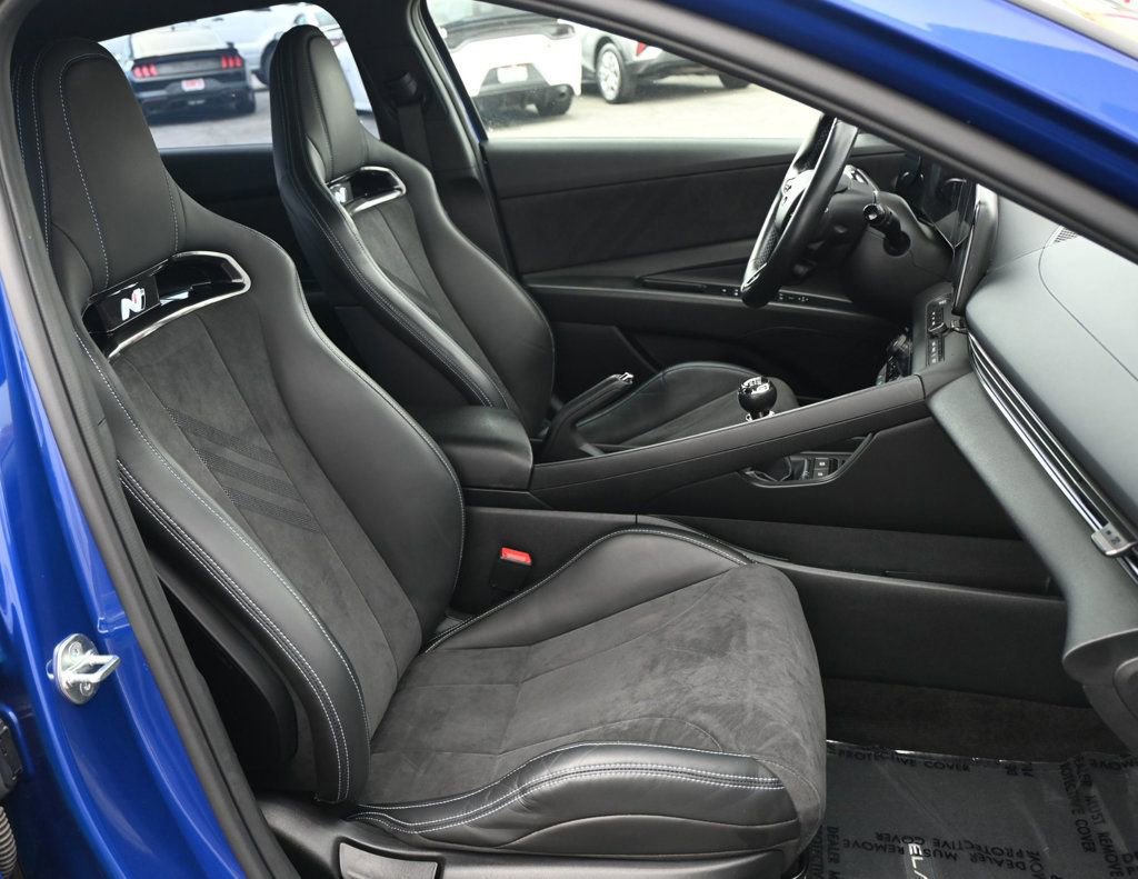 Used 2022 Hyundai Elantra N FWD image 19