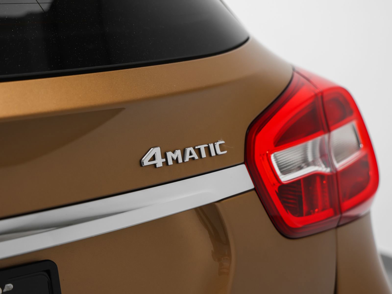 Used 2018 Mercedes-Benz GLA 250 4MATIC image 19