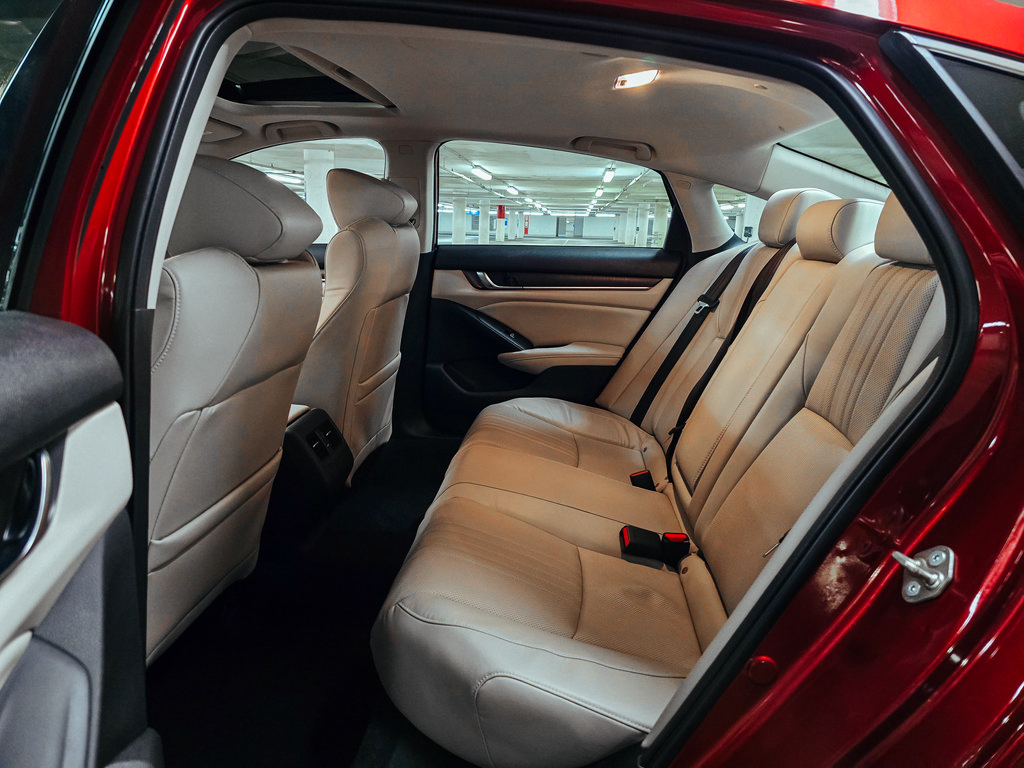 Used 2018 Honda Accord EX-L image 19