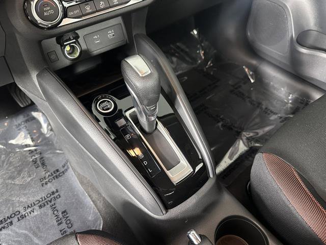 New 2025 Nissan Versa SR w/ Trunk Package image 26