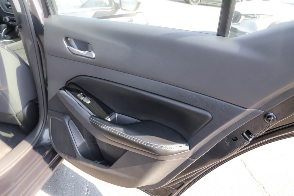 Used 2021 Nissan Altima 2.5 SV image 24