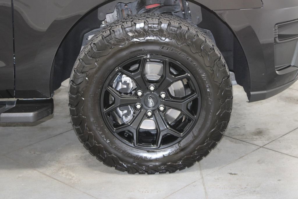 Used 2023 Ford Expedition Timberline image 13