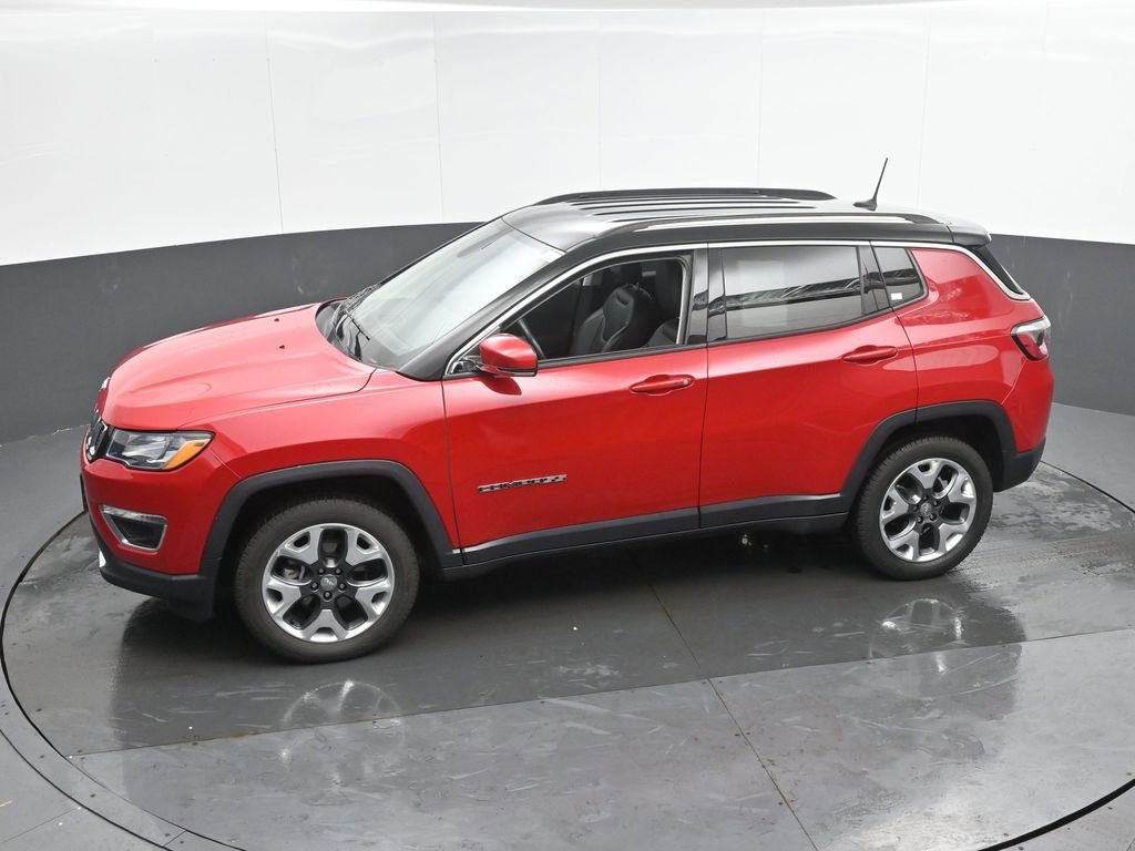 Used 2018 Jeep Compass Limited image 36