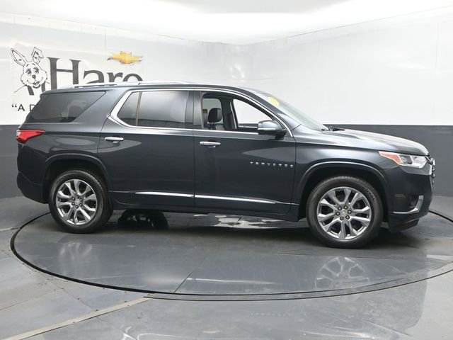Used 2019 Chevrolet Traverse Premier w/ Driver Confidence II Package FWD image 1