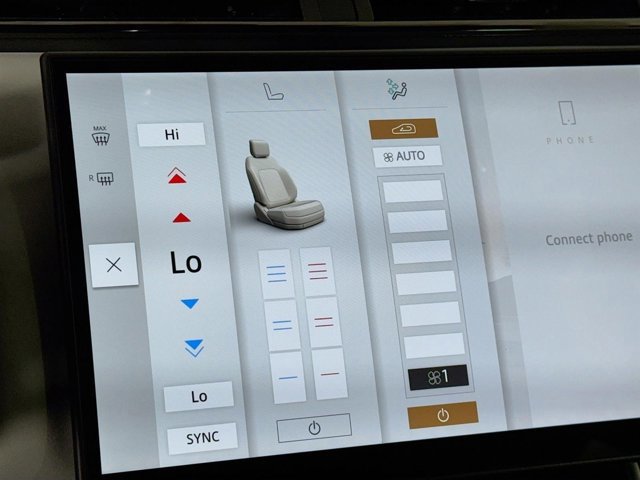 Used 2026 Land Rover Range Rover Velar Dynamic SE image 23