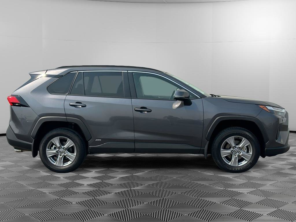 Used 2024 Toyota RAV4 XLE w/ Convenience Package AWD/4WD image 3