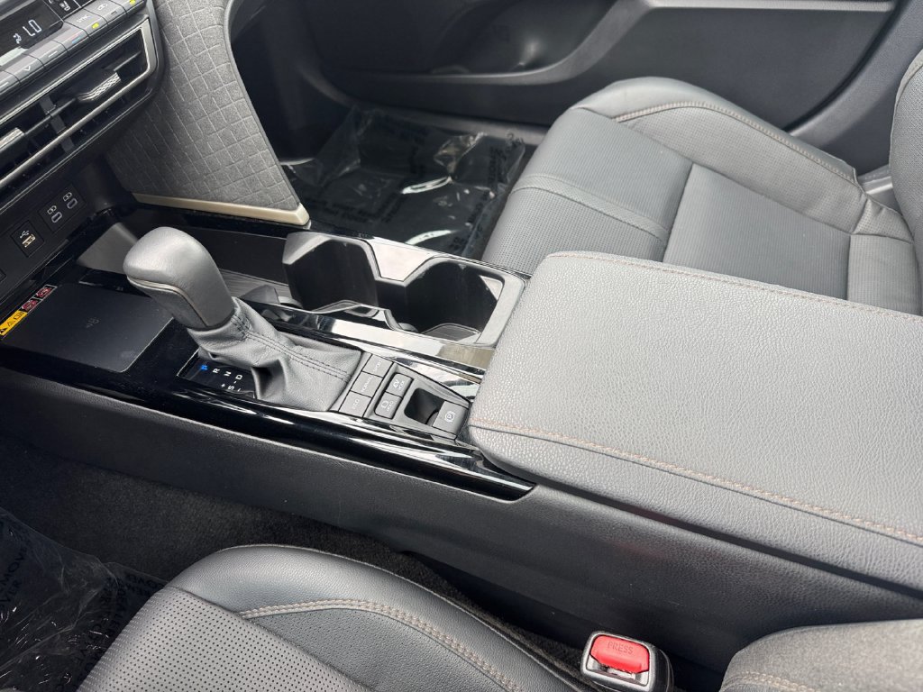 Certified 2025 Toyota Camry XLE w/ Premium Plus Package AWD/4WD image 26