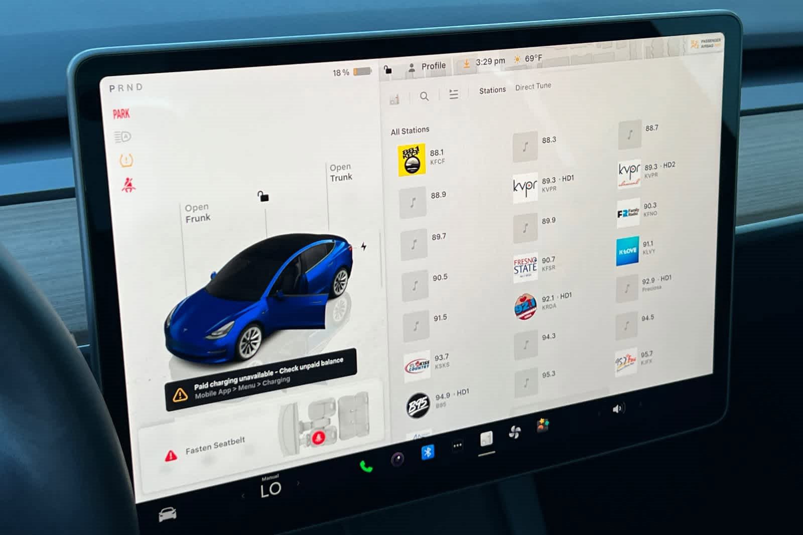 Used 2023 Tesla Model 3 Standard Range image 17