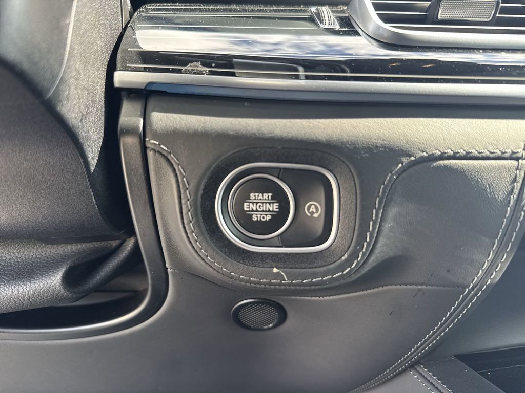 Used 2024 Mercedes-Benz Maybach GLS 600 4MATIC image 22