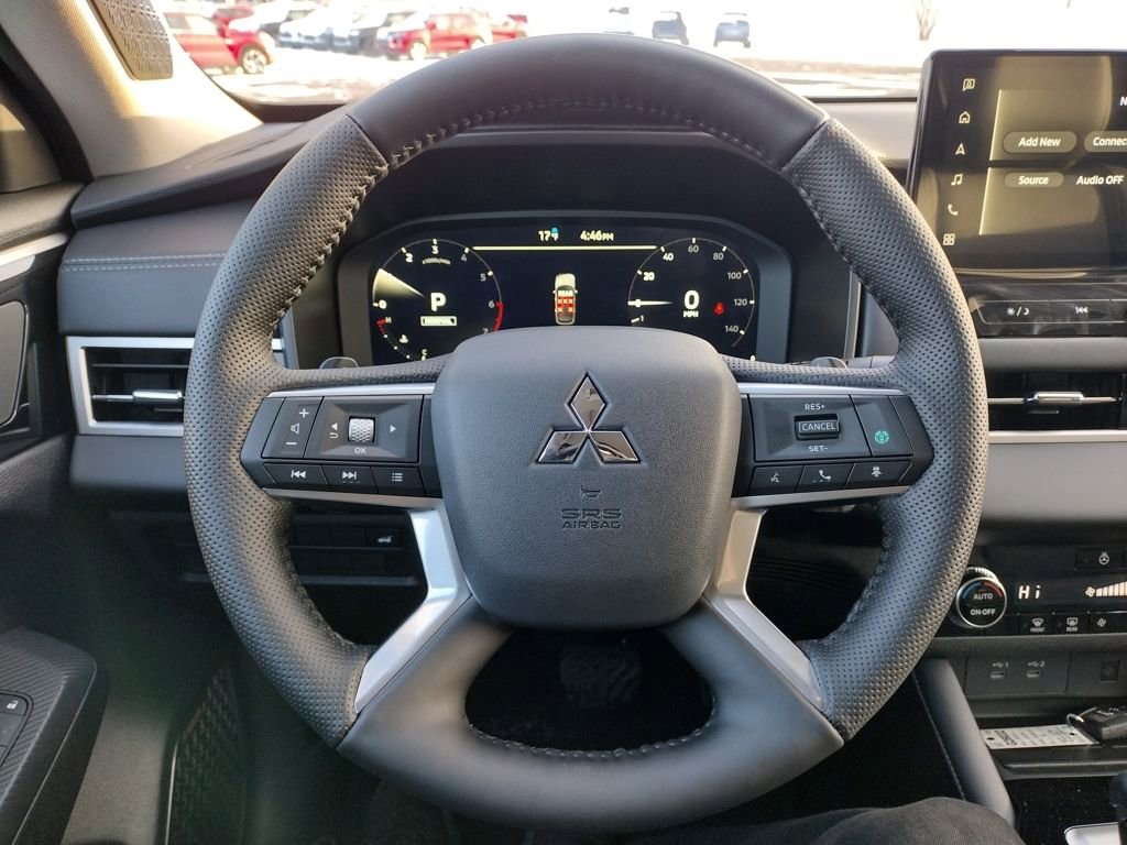 New 2026 Mitsubishi Outlander SE image 6