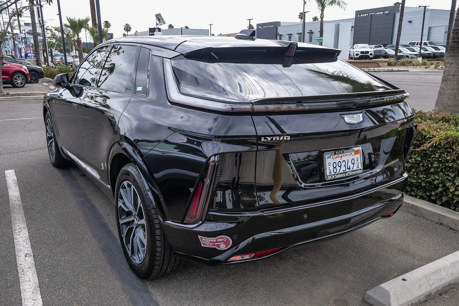 Used 2024 Cadillac Lyriq Sport AWD/4WD image 13