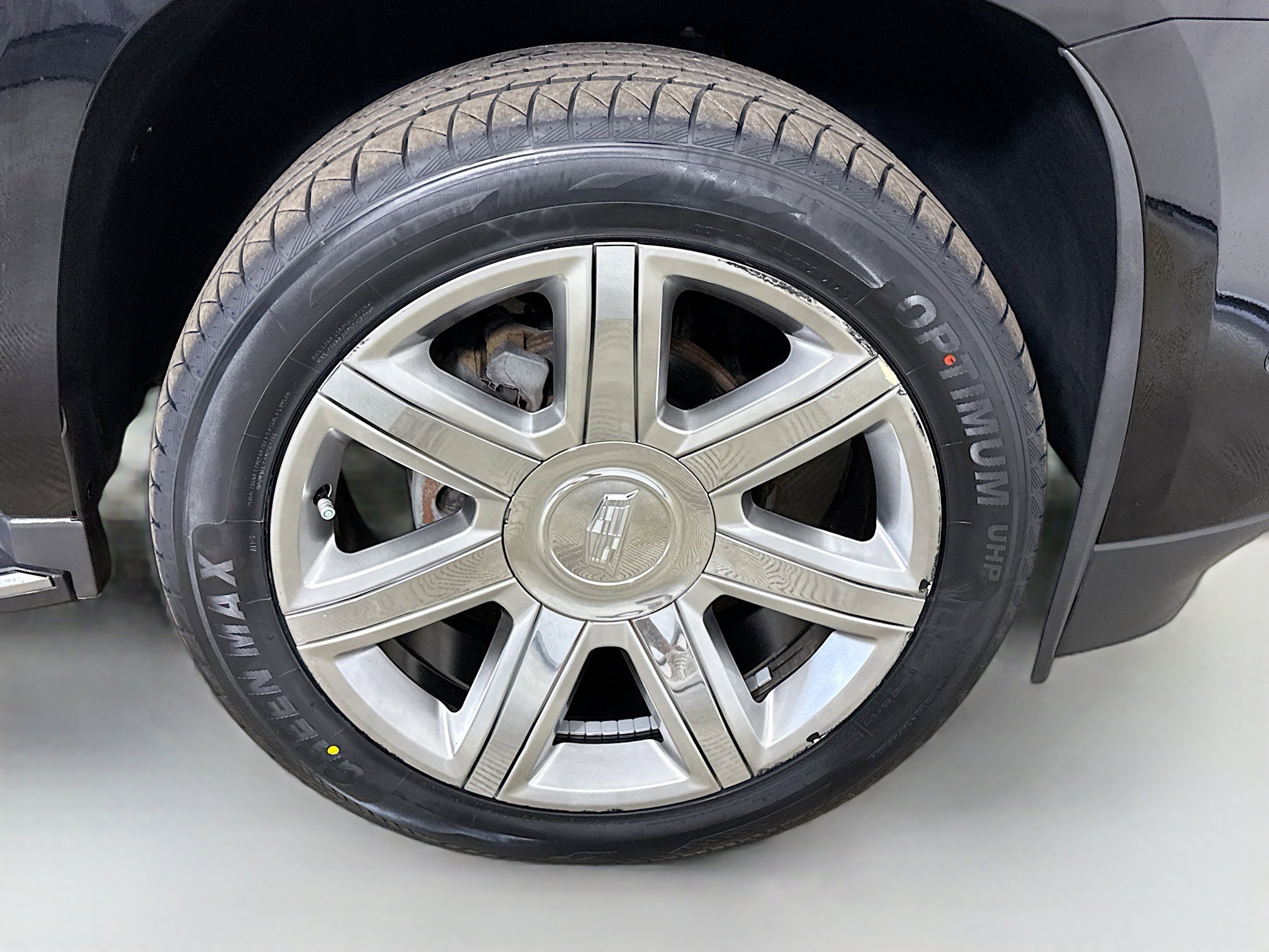 Used 2019 Cadillac Escalade ESV Luxury image 31