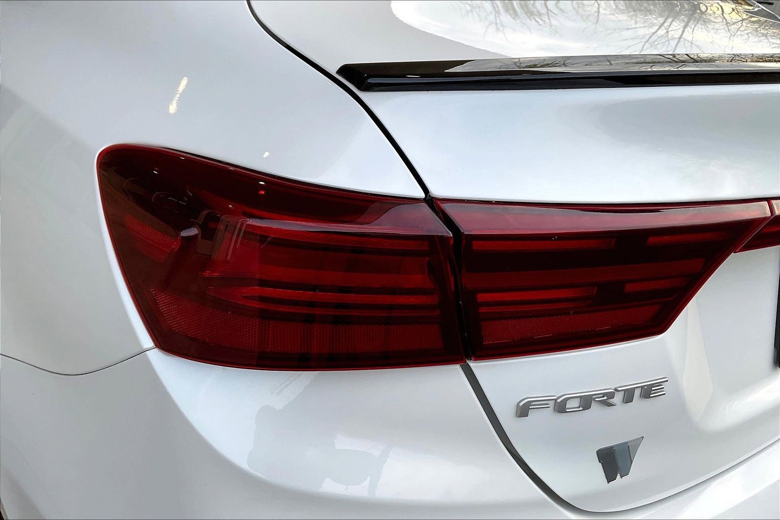 Used 2023 Kia Forte GT-Line w/ GT-Line Premium Package image 22