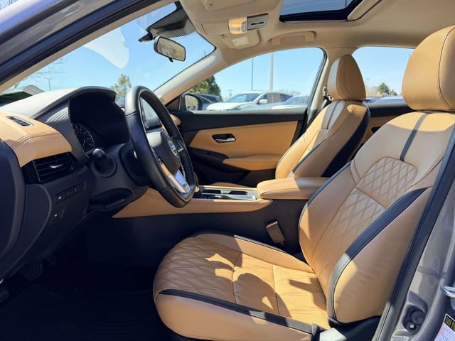 Used 2023 Nissan Sentra SV w/ SV Premium Package image 17