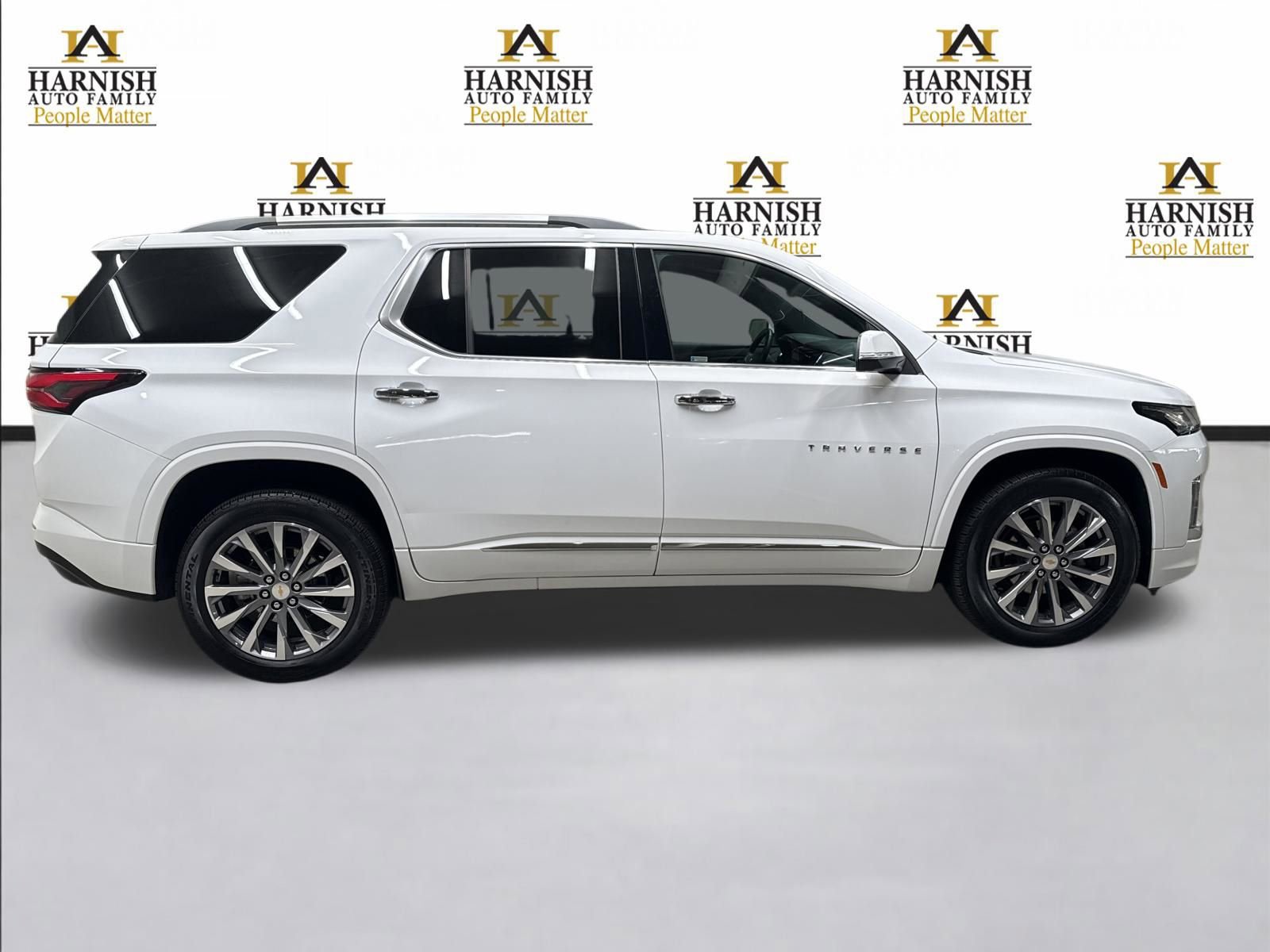 Used 2023 Chevrolet Traverse Premier image 6