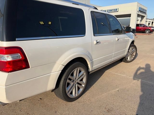 Used 2017 Ford Expedition EL Platinum AWD/4WD image 2