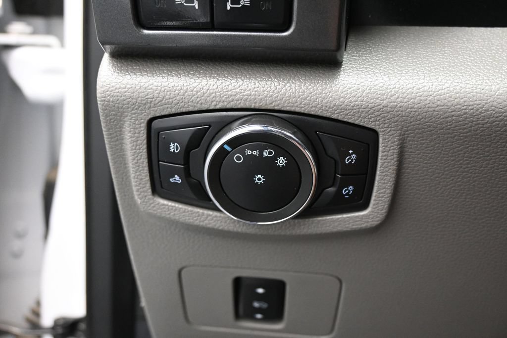 Used 2021 Ford F250 XLT w/ XLT Value Package AWD/4WD image 12