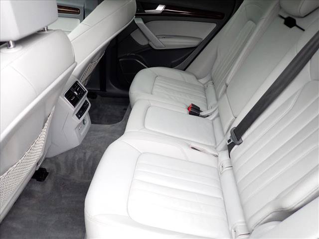 Used 2019 Audi Q5 2.0T Premium Plus w/ Premium Plus Package AWD/4WD image 10