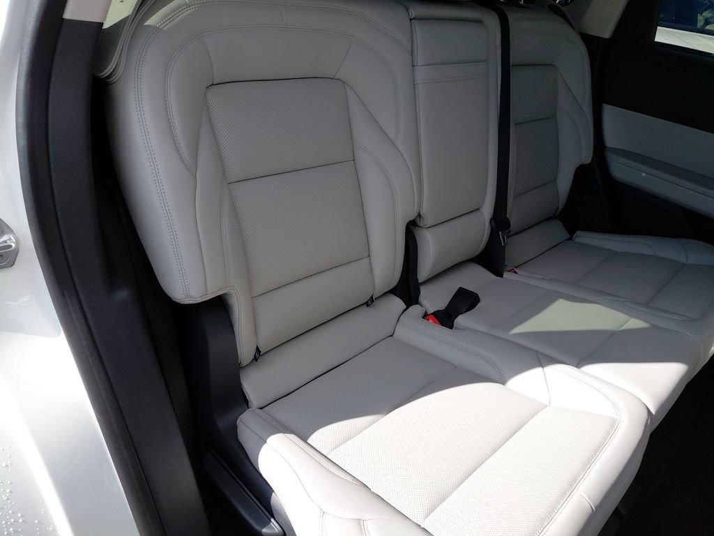 New 2026 Lincoln Nautilus Premier AWD/4WD image 24