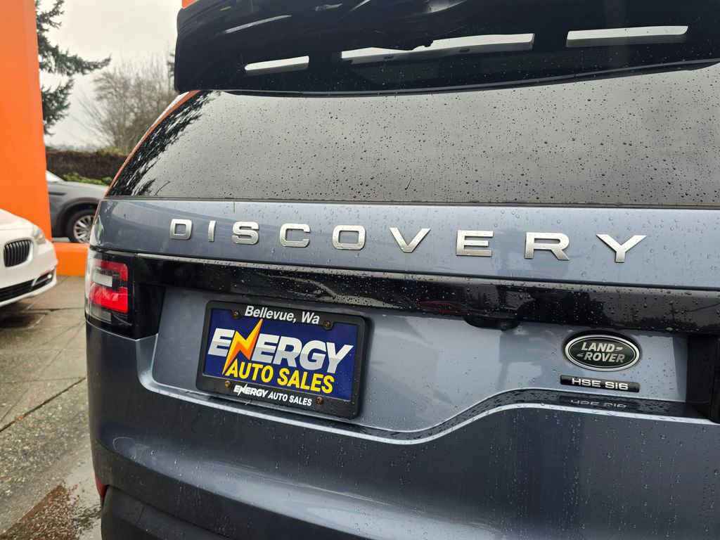 Used 2018 Land Rover Discovery HSE Luxury image 17