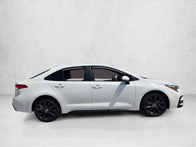 Used 2023 Toyota Corolla SE image 4