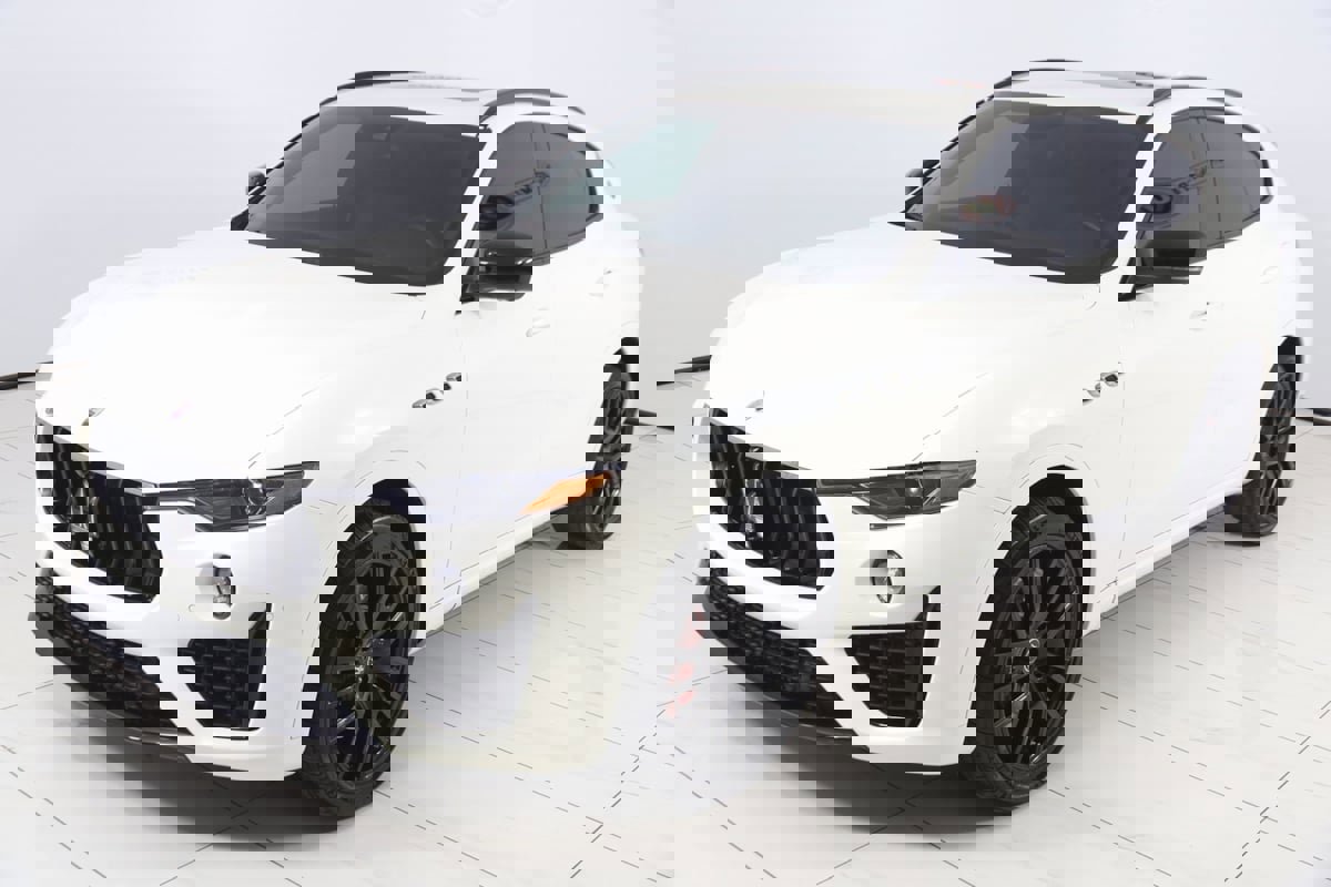 Used 2021 Maserati Levante S image 26