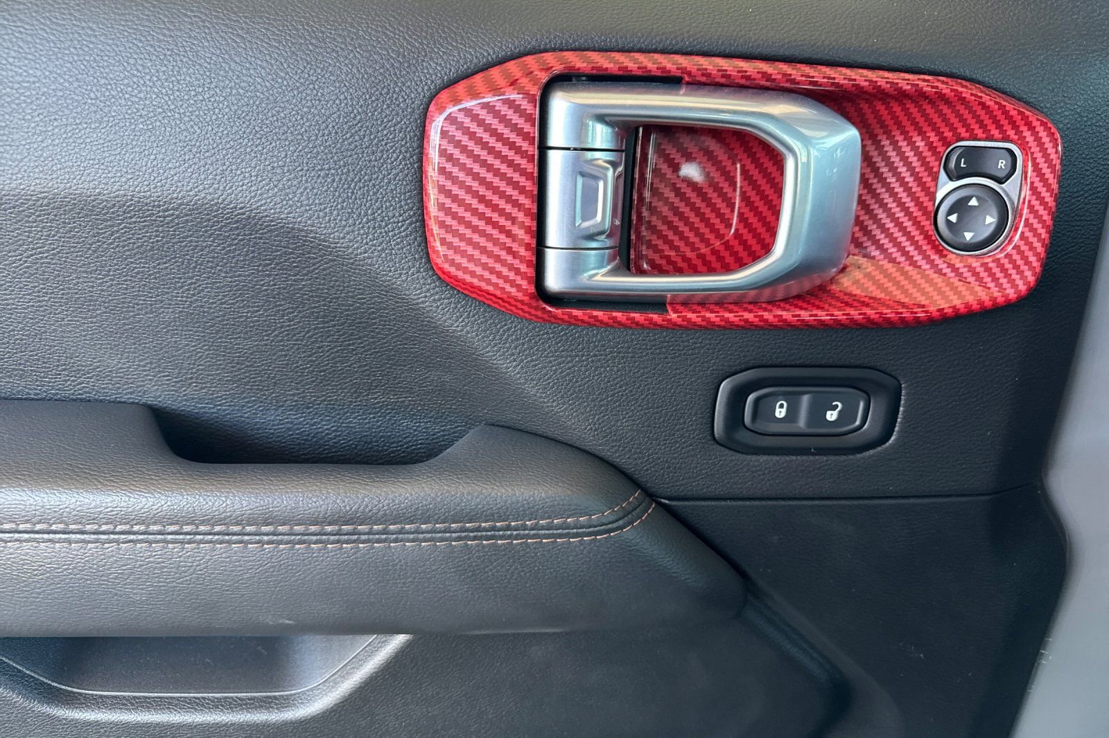 Used 2023 Jeep Wrangler Unlimited Rubicon 392 w/ Dual Top Group image 12