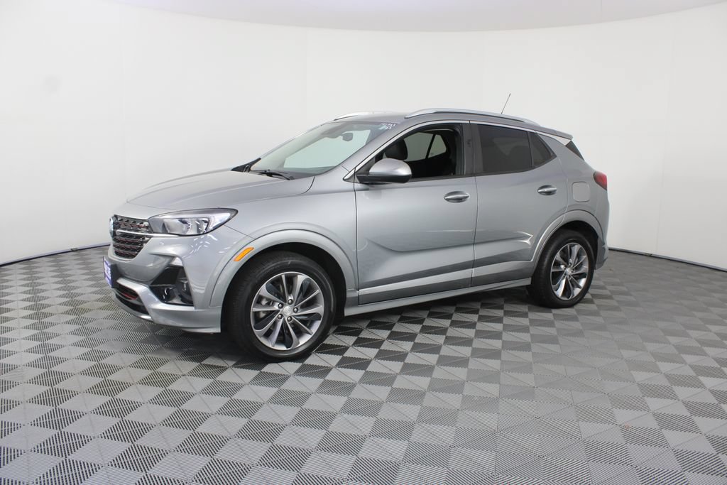 Used 2023 Buick Encore GX Select w/ Sport Touring Package AWD/4WD image 2