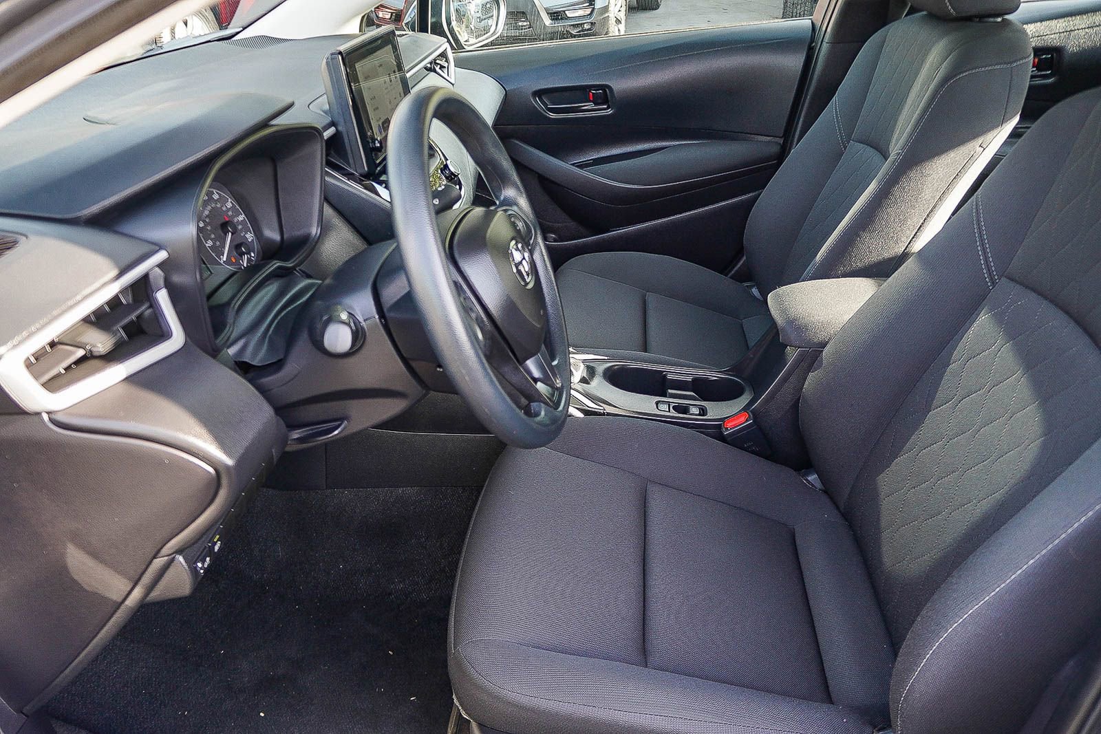 Certified 2025 Toyota Corolla LE image 22