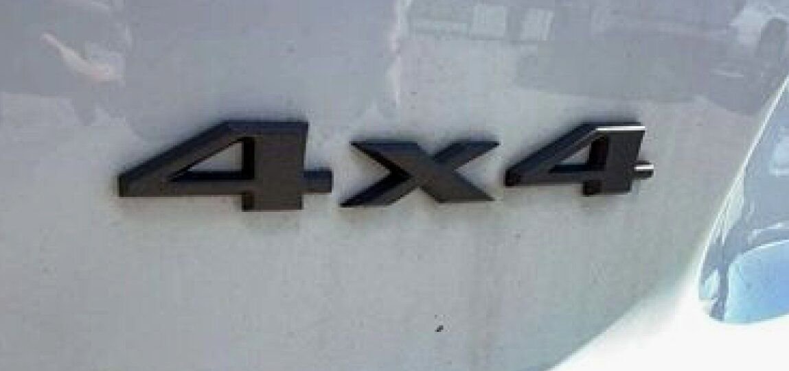 Used 2020 Jeep Cherokee Trailhawk w/ Cold Weather Group image 18