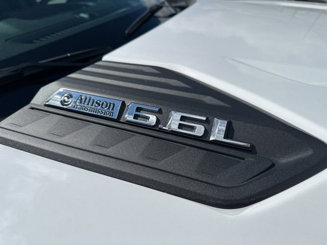 Used 2024 Chevrolet Silverado 2500 Custom w/ Z71 Off-Road Package image 5