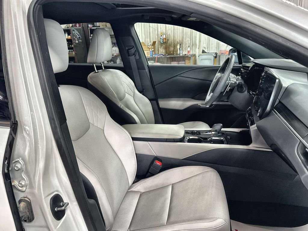 Used 2024 Lexus RX 350 Premium w/ Convenience Package FWD image 31