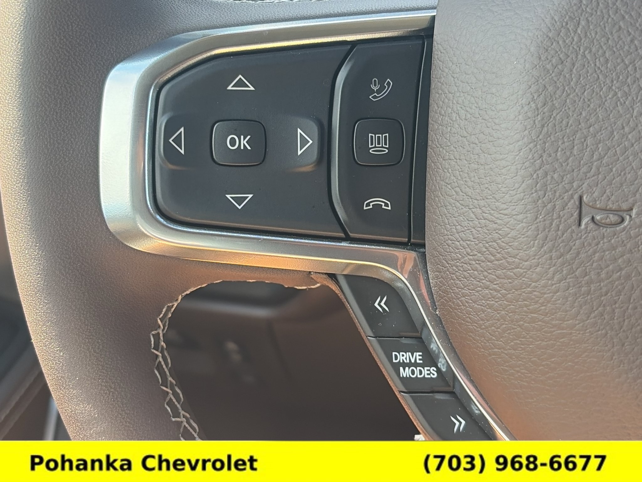 Used 2025 RAM 1500 Laramie AWD/4WD image 11