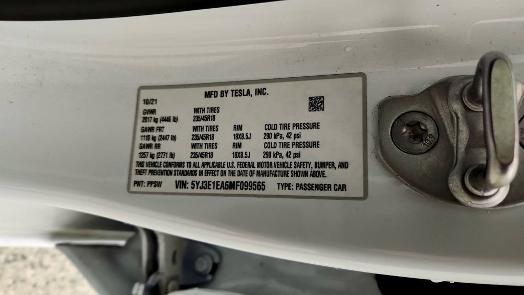 Used 2021 Tesla Model 3 Standard Range Plus RWD image 24