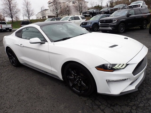 Used 2020 Ford Mustang EcoBoost w/ Equipment Group 101A image 7