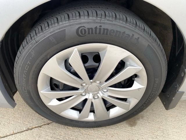 Used 2020 Subaru Impreza 2.0i AWD/4WD image 23