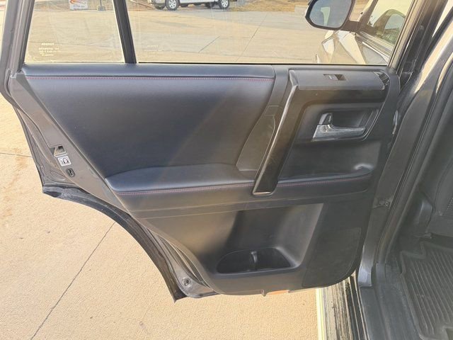 Used 2019 Toyota 4Runner TRD Off-Road Premium image 23