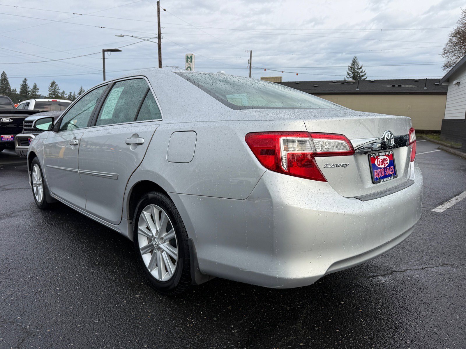 Used 2013 Toyota Camry XLE w/ Leather Pkg image 4
