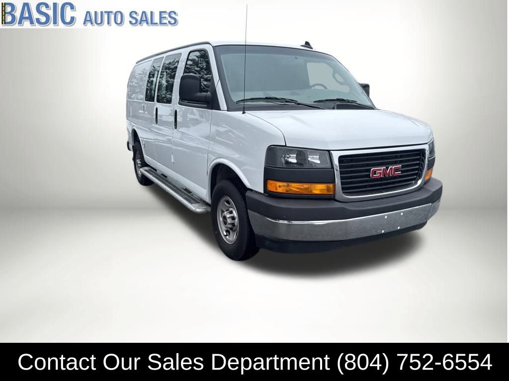 Used 2024 GMC Savana 2500 w/ Driver Convenience Package image 4