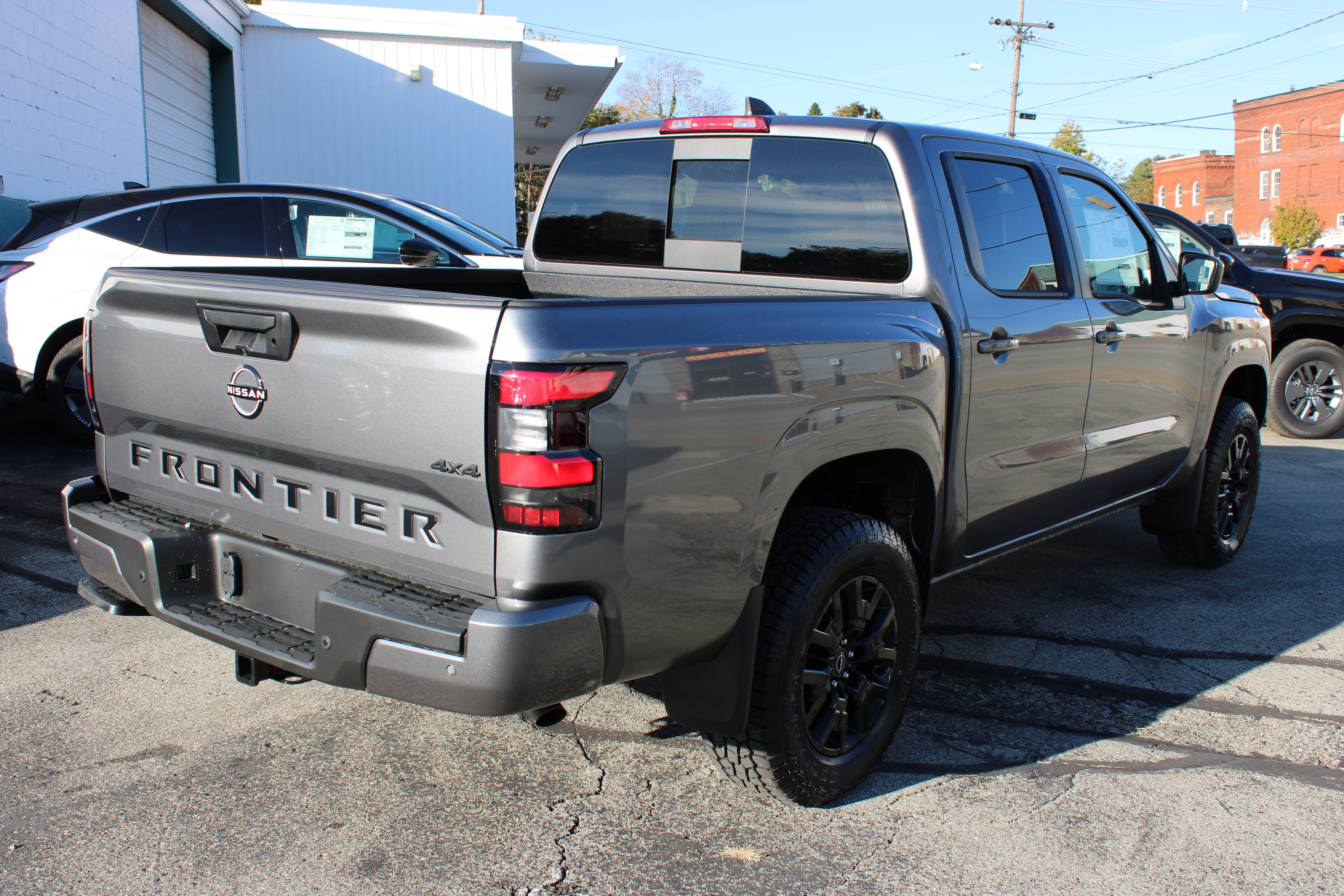 New 2026 Nissan Frontier SV image 8