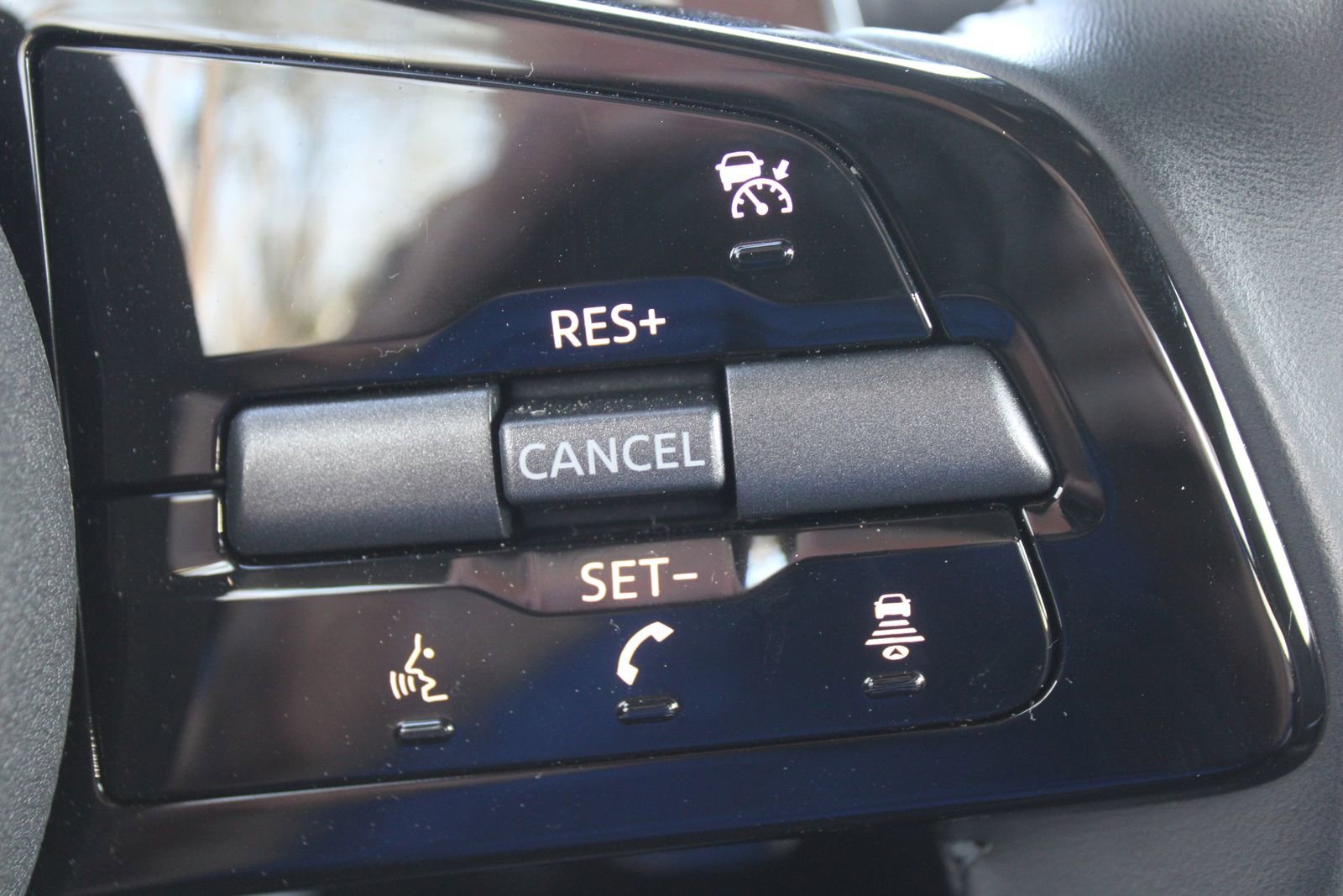 Used 2024 Nissan Z Performance w/ Floor Mat Package image 29