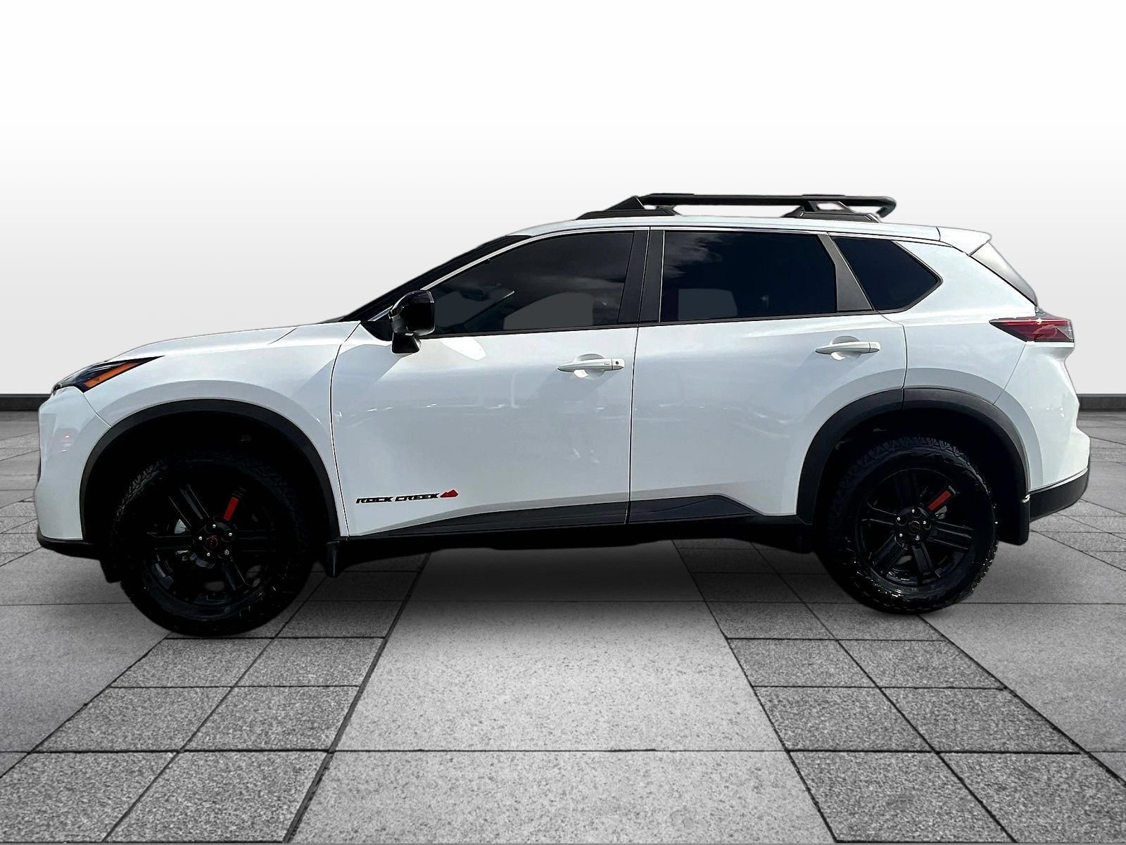 Used 2025 Nissan Rogue SV AWD/4WD image 8