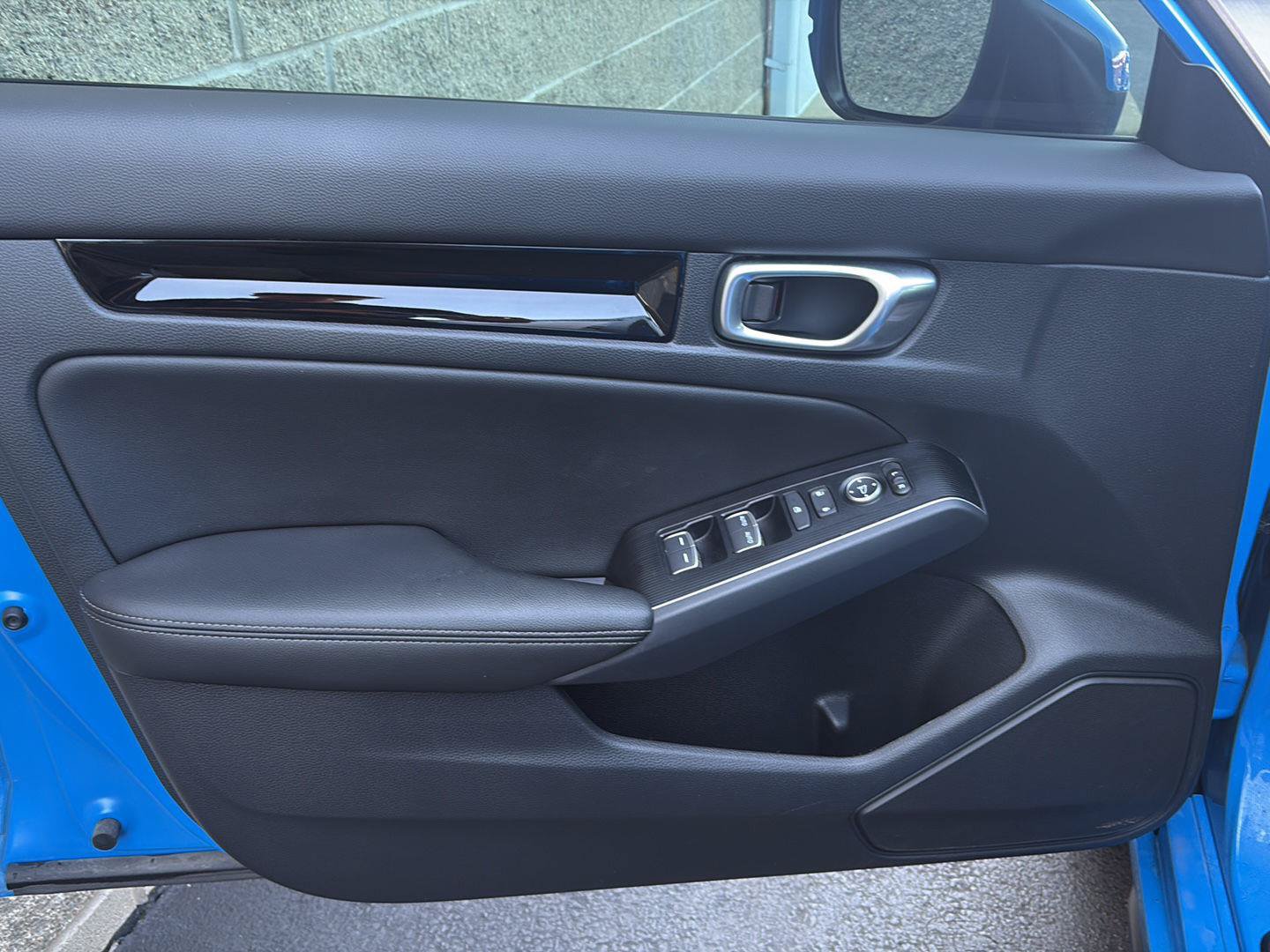 Used 2024 Honda Civic Sport Touring image 4
