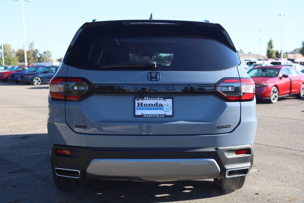 New 2026 Honda Pilot Touring image 5