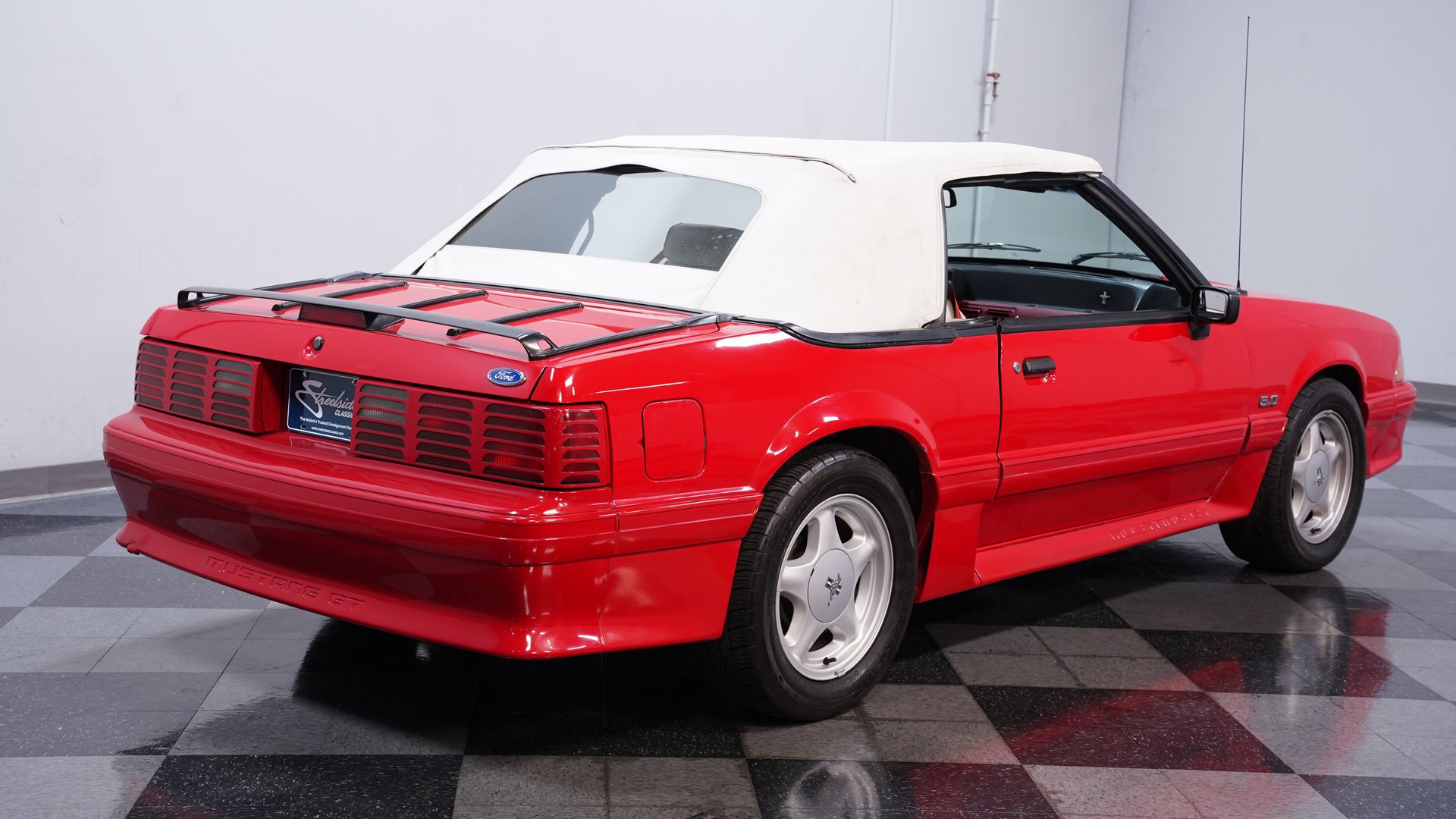 Used 1990 Ford Mustang GT image 11