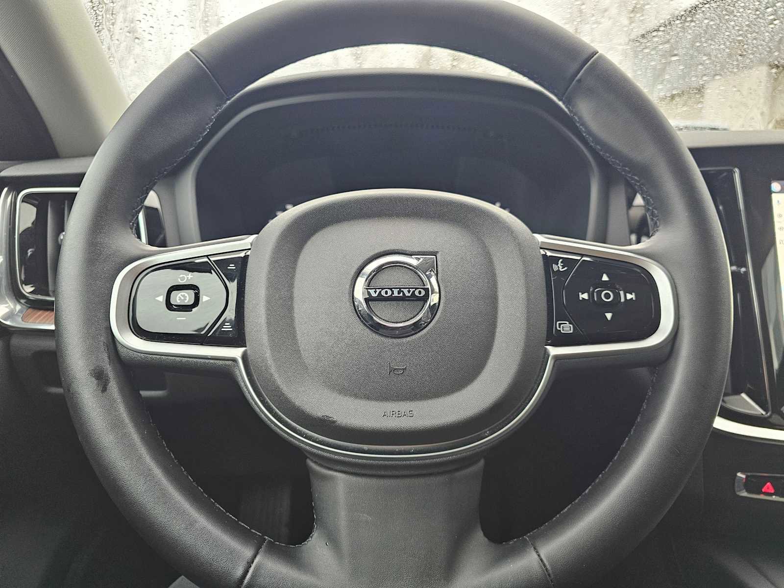 Certified 2025 Volvo V60 B5 Cross Country Plus image 24