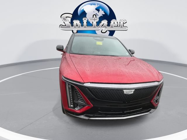New 2027 Cadillac Lyriq Sport w/ LPO, ONYX Package AWD/4WD image 3