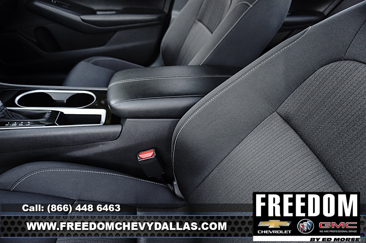 Used 2024 Nissan Altima 2.5 SV FWD image 30