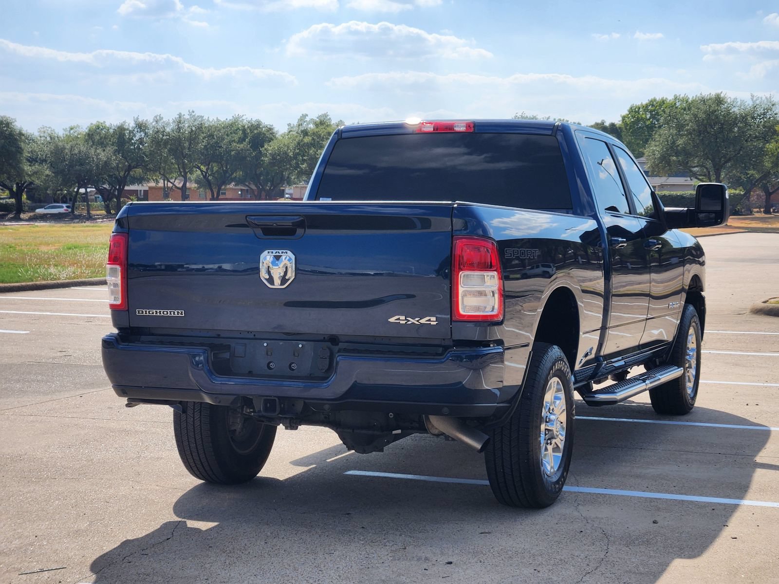 Used 2024 RAM 2500 Big Horn w/ Sport Appearance Package AWD/4WD image 6